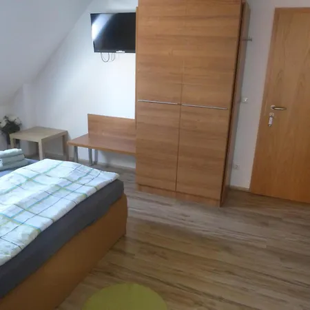 Casa de hóspedes Zur Eiche 3*