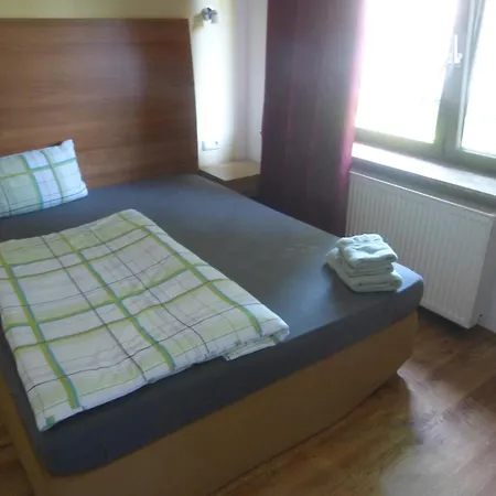 Zur Eiche Gasthuis 3*