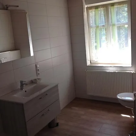 Zur Eiche 3*