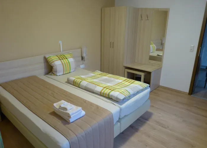 Gasthof Zur Eiche 3*